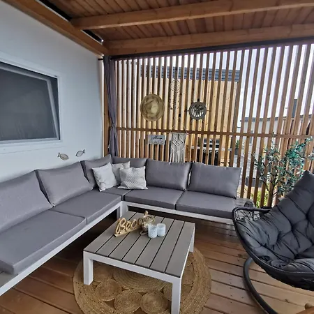 Hollers Homes Haus Max