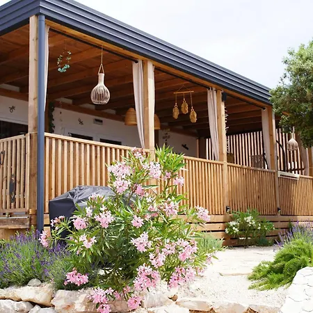 Hollers Homes Haus Max Σαλέ *