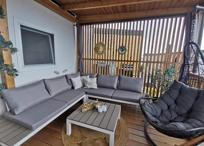 Hollers Homes Haus Max