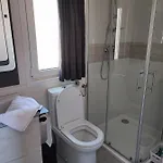 Hollers Homes Haus Max 德拉格