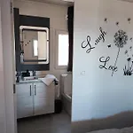 Hollers Homes Haus Max