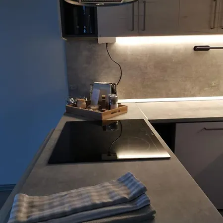 Hollers Homes Haus Max Chalé